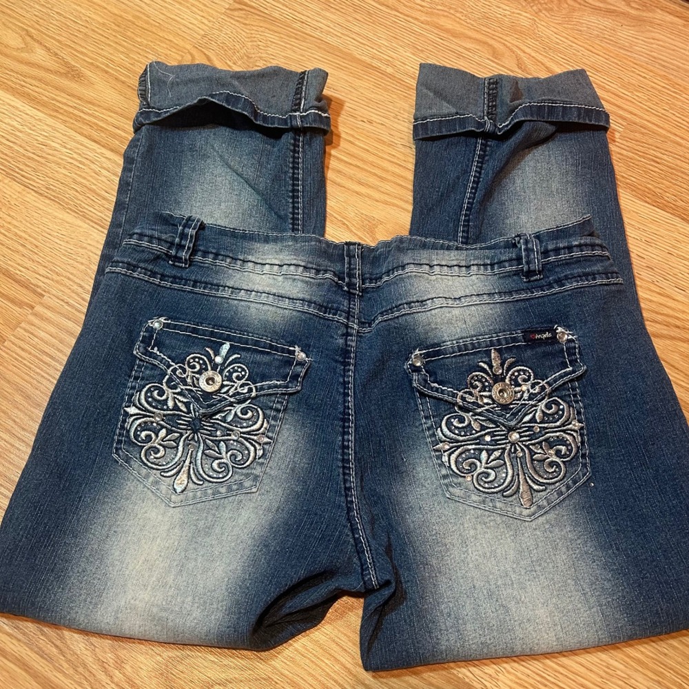 Angels Forever Young Embellished Capri Jeans Medium Wash Rhinestone Size 13 - Picture 2 of 6